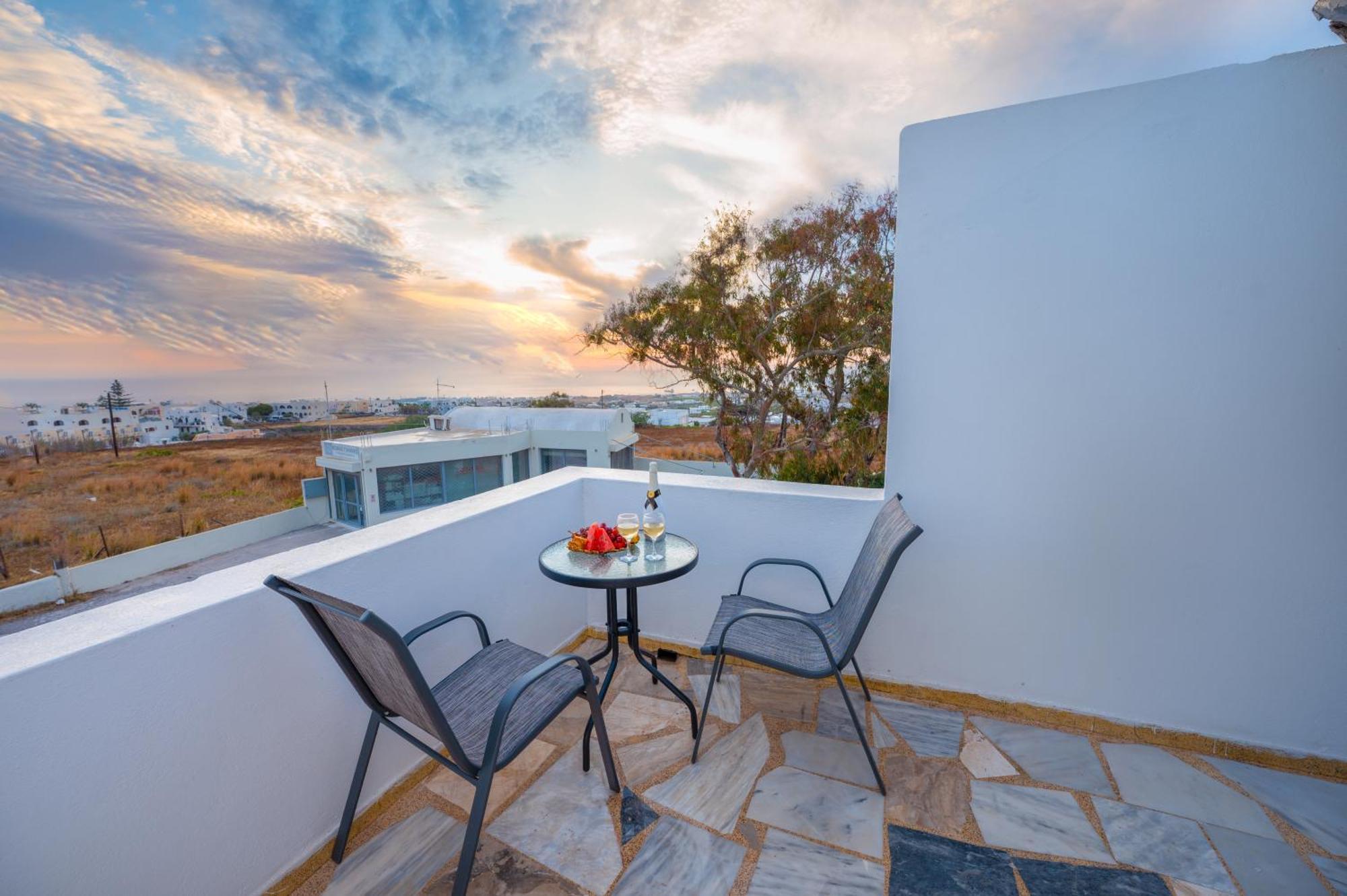 Aina Suites Karterados  Exterior photo